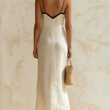 Lena – Elegantna maxi obleka slip s tankim naramnicami