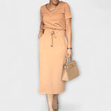 Sara | Eleganten top z V-izrezom in krilo